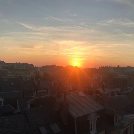 Le Cocooning T2 Renove Et 5Min A Pied De La Mer Au Coeur De Trouville Exterior foto